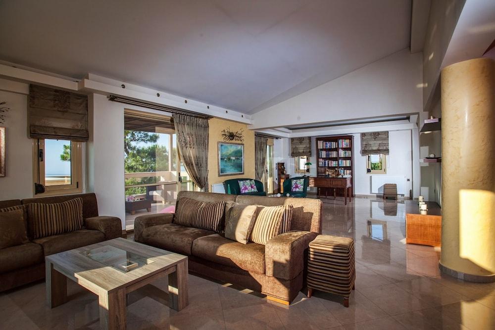 Palladio Luxury Villa With Amazing View Roussospítion Exteriör bild